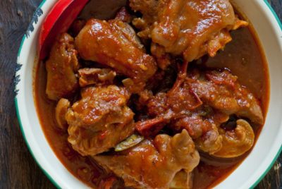 pig-trotters-in-tomato-sauce_1468446426